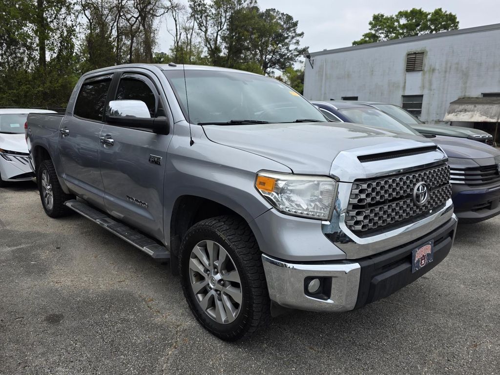 2017 Toyota Tundra Limited CrewMax 5.7L FFV 4WD