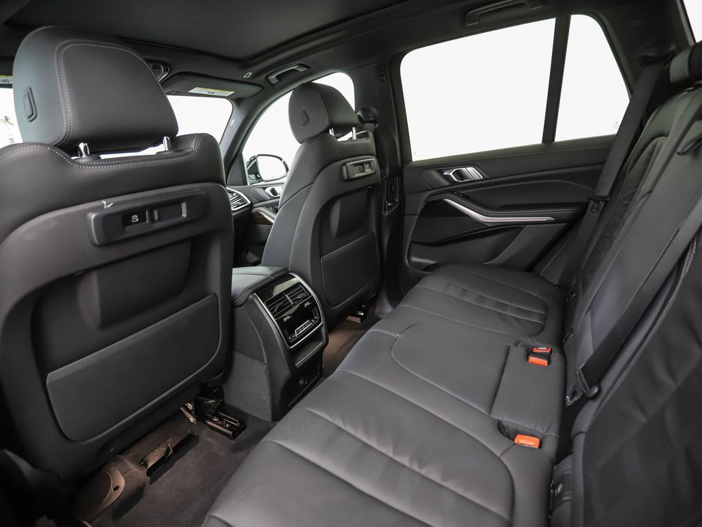 Thumbnail: 2020 BMW X5 - 20