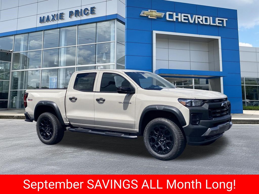 White Sands 2026 Chevrolet Colorado Pickup Truck Four-Wheel Drive 8-Speed Automatic