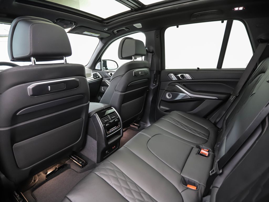 Thumbnail: 2026 BMW X5 - 21