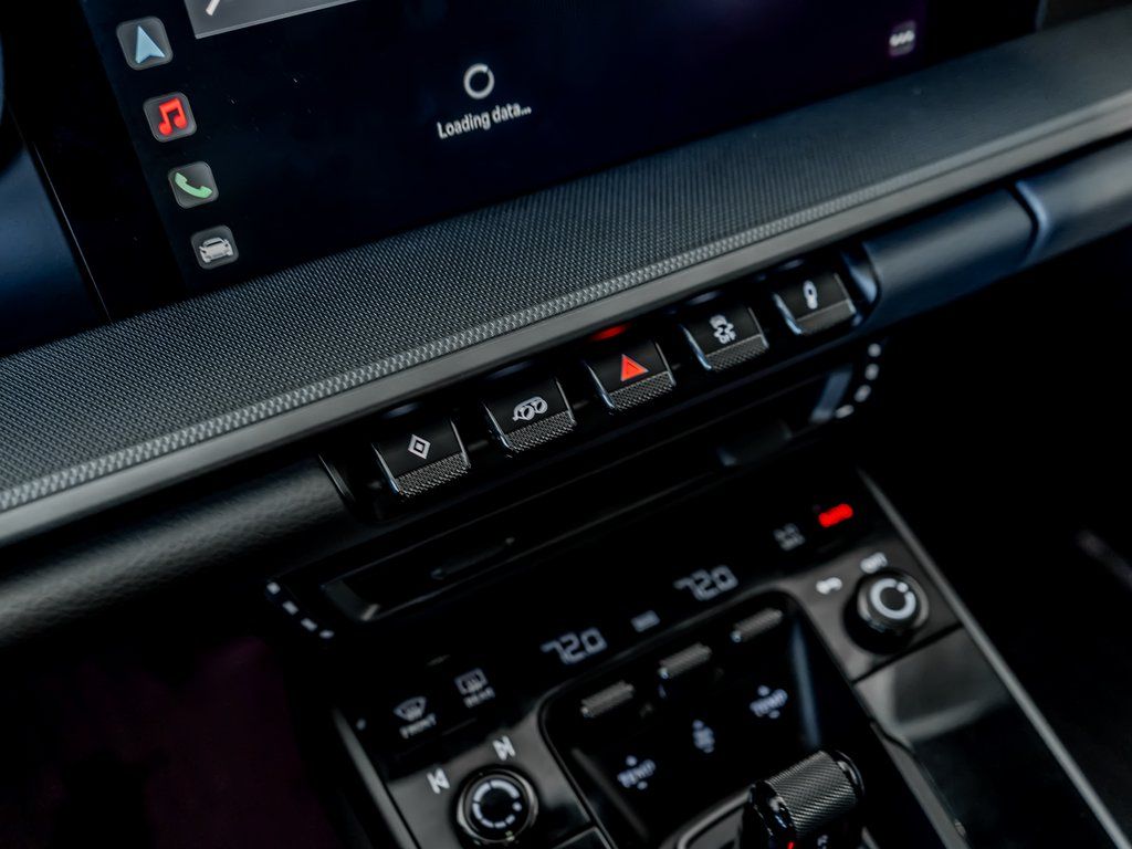 Certified Used 2024  Porsche Carrera 4S image 18