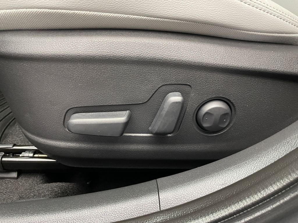 Thumbnail: 2023 Hyundai Kona - 20