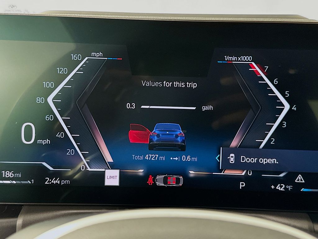 Thumbnail: 2024 BMW 2 Series - 12