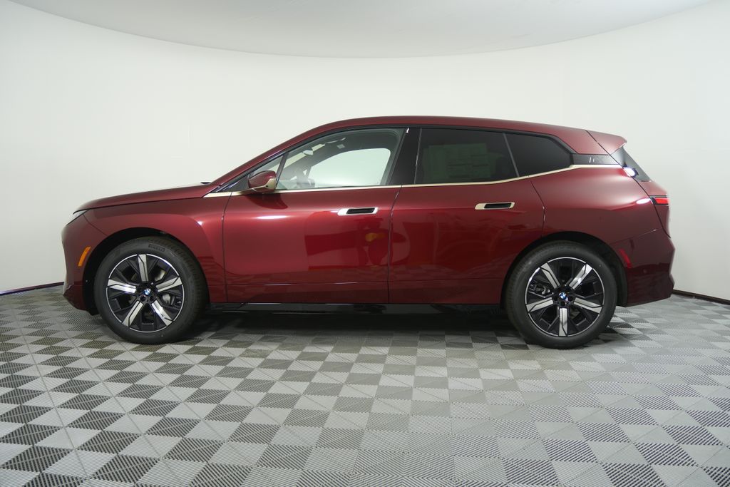 Thumbnail: 2026 BMW iX - 6
