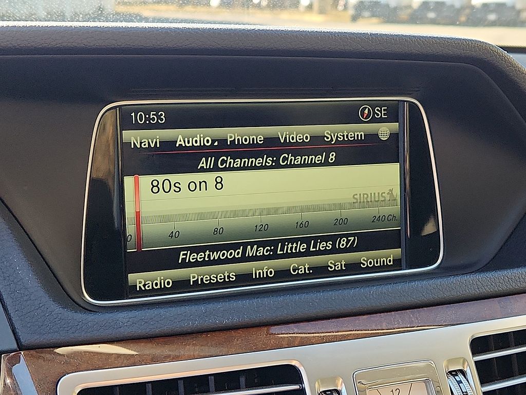 Thumbnail: 2014 Mercedes-Benz E-Class - 19