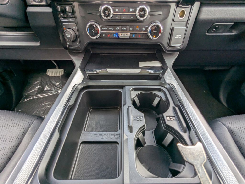 2025 Ford F-250 Super Duty Lariat