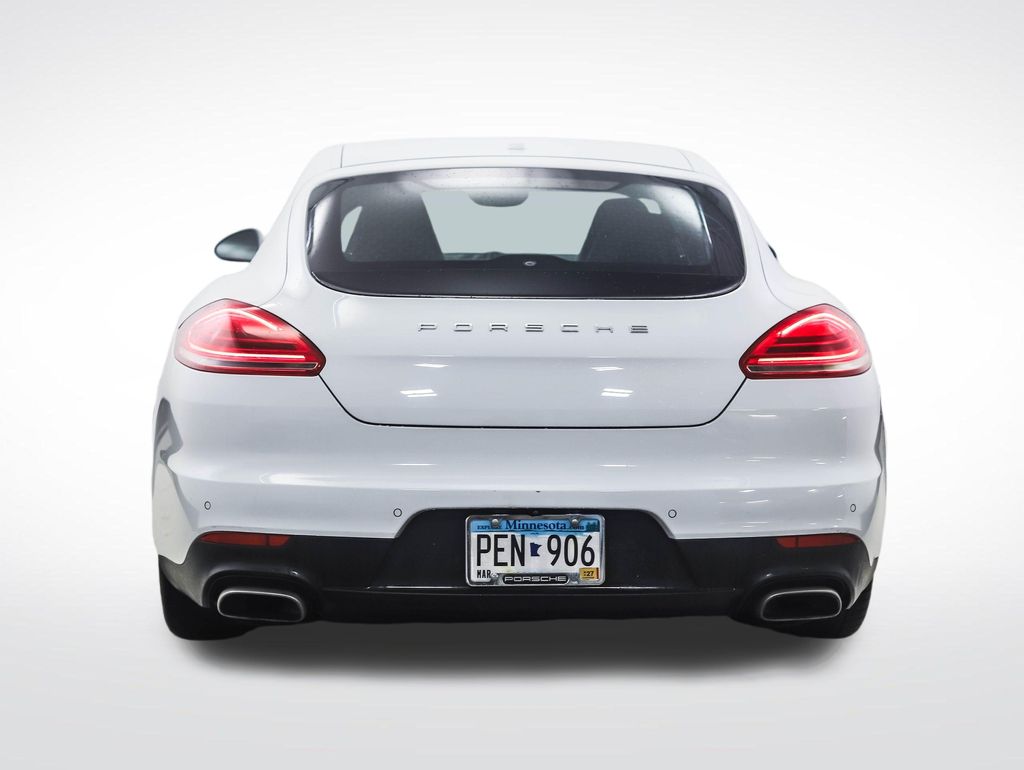 Thumbnail: 2014 Porsche Panamera - 4