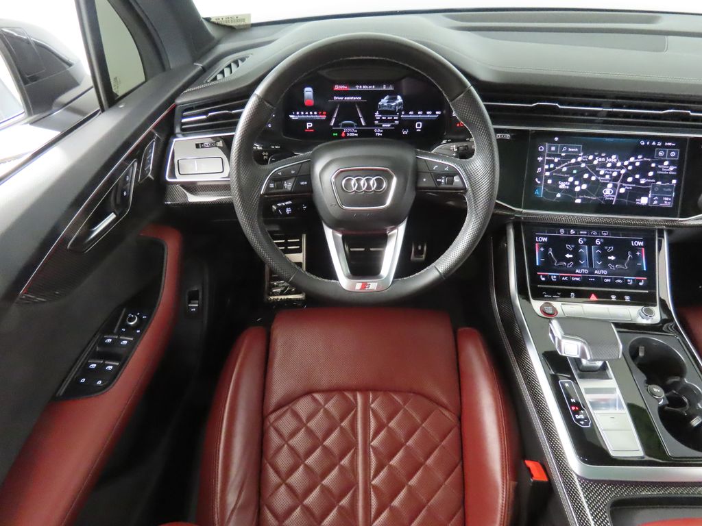 Thumbnail: 2023 Audi SQ7 - 11