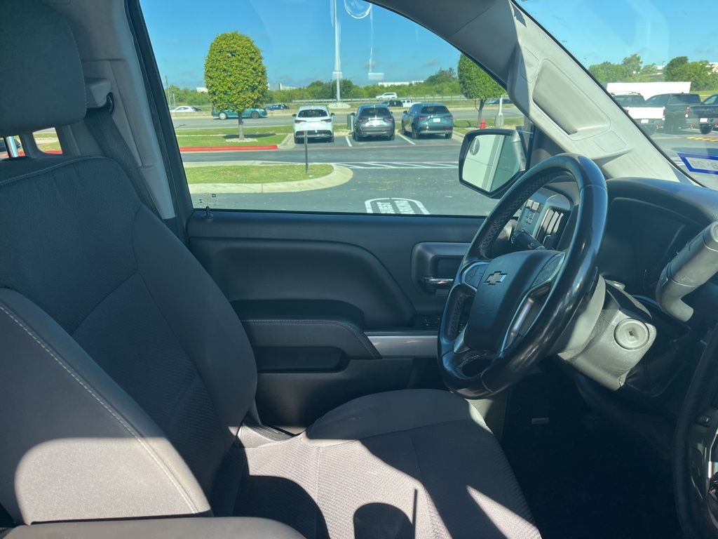 Thumbnail: 2018 Chevrolet Silverado 2500 - 4