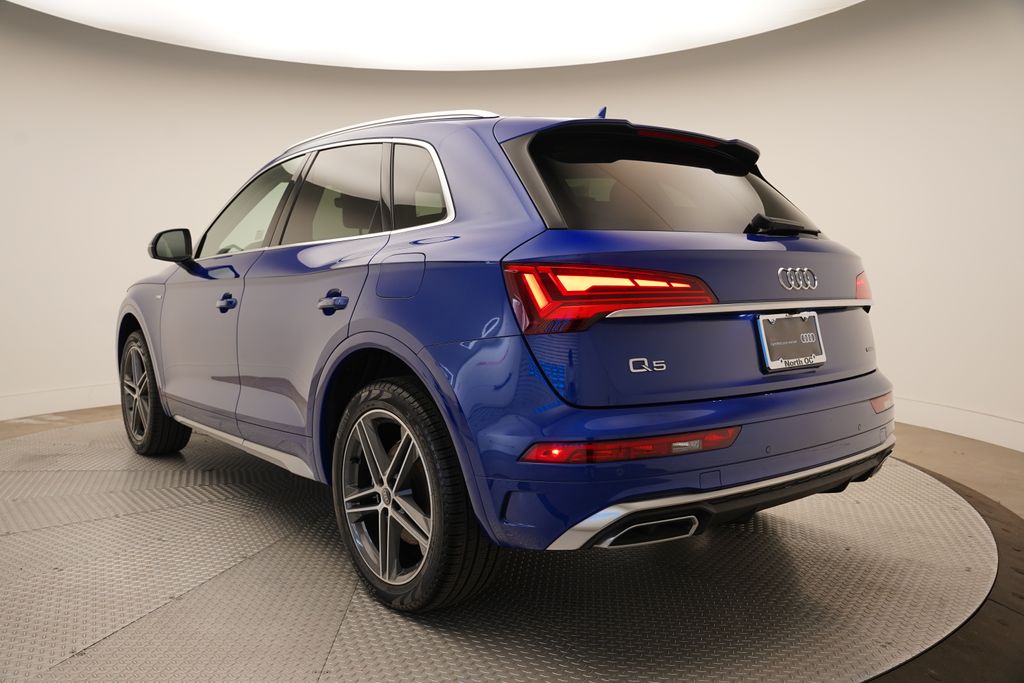 Thumbnail: 2023 Audi Q5 - 3