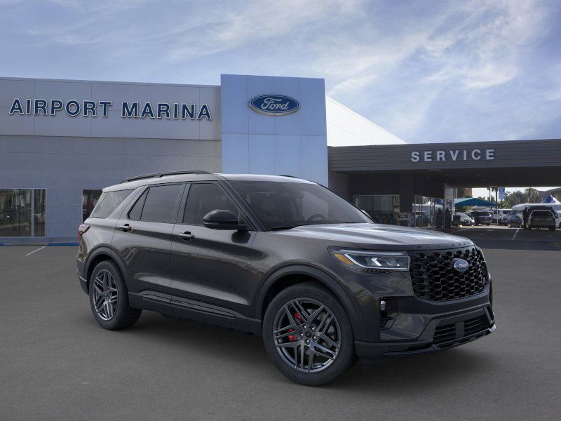 2025 Ford Explorer ST 8