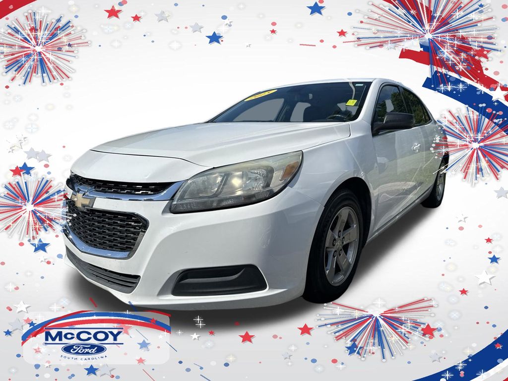 Summit White 2015 Chevrolet Malibu Sedan Front-Wheel Drive 6-Speed Automatic Overdrive