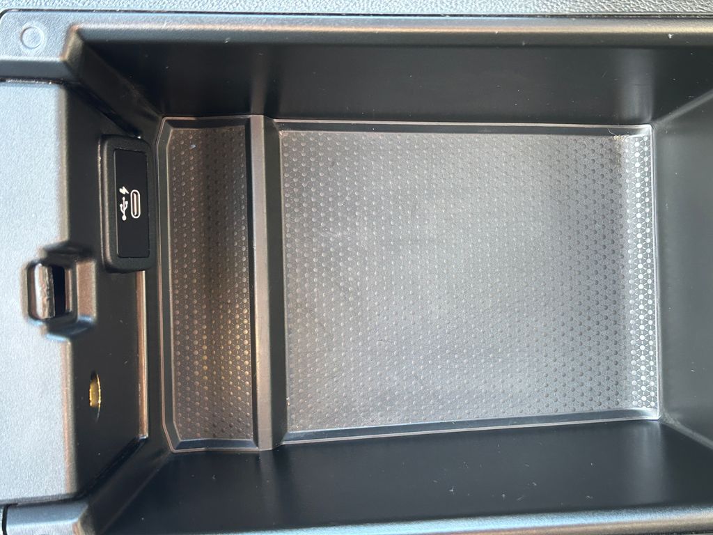 Thumbnail: 2021 BMW 3 Series - 28