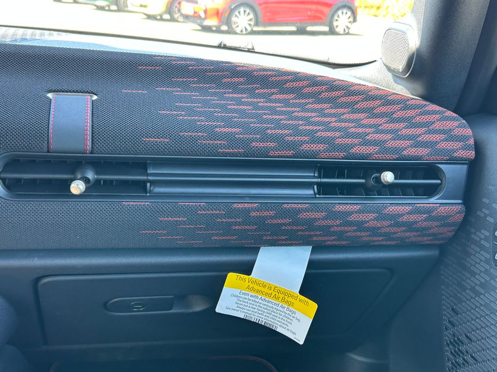 Thumbnail: 2025 MINI Cooper Convertible - 24