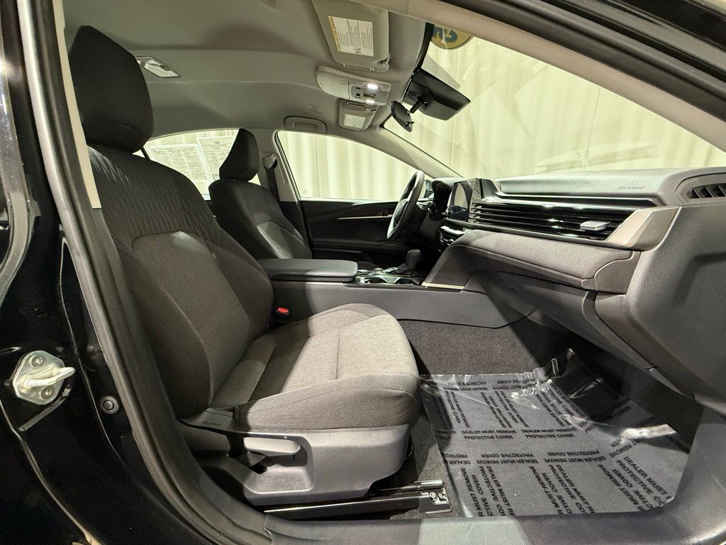 2025 Toyota Camry LE 20