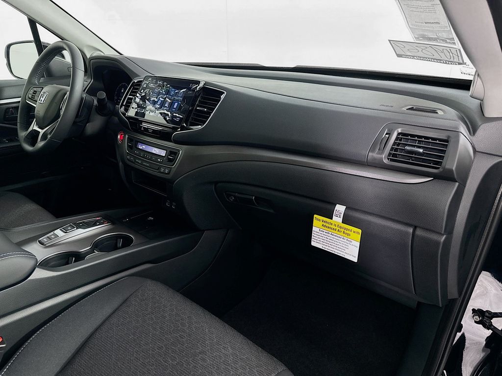 2025 Honda Ridgeline Sport photo