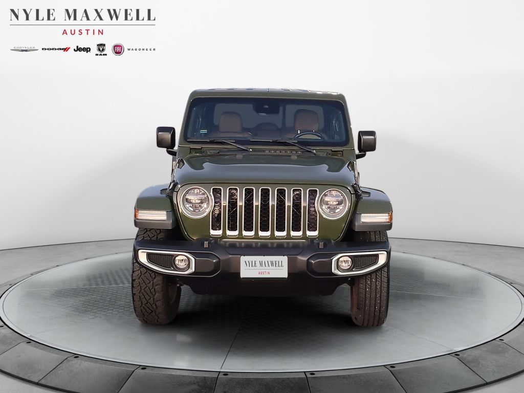 Used Car 2022 Jeep Gladiator  Overland For Sale Under $35,000 In Austin, Texas