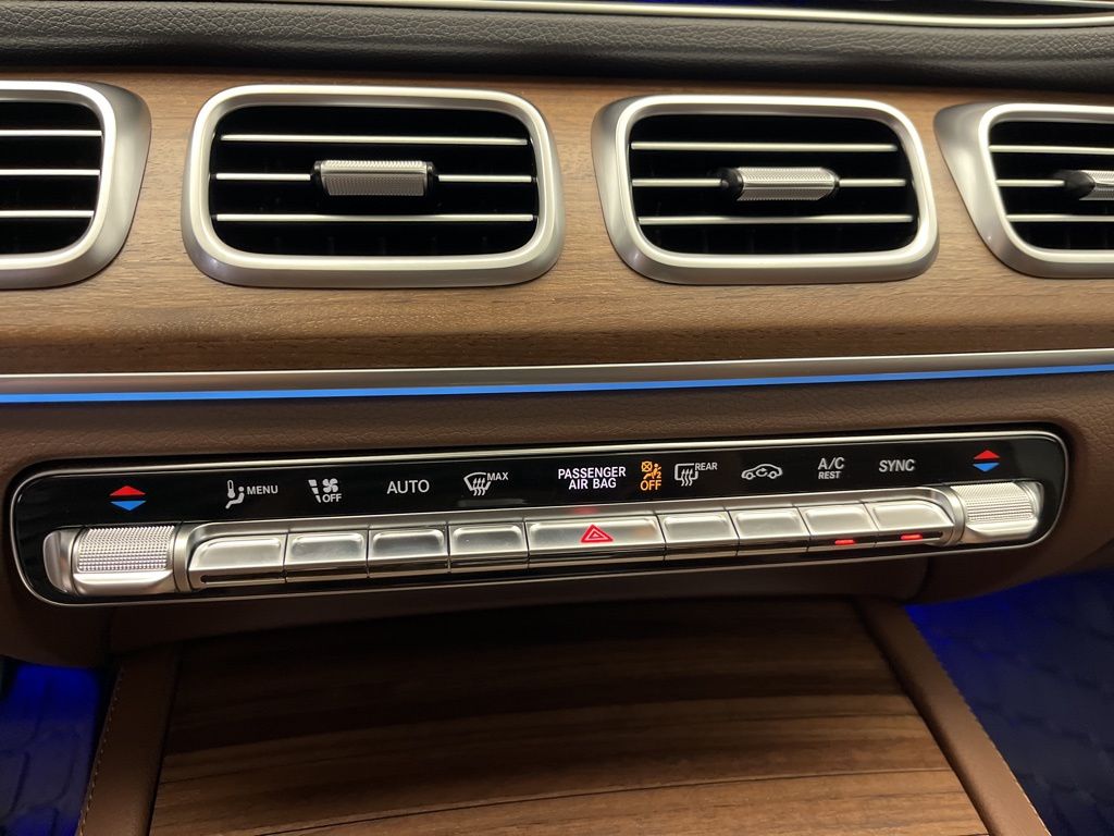 Thumbnail: 2026 Mercedes-Benz GLE - 19