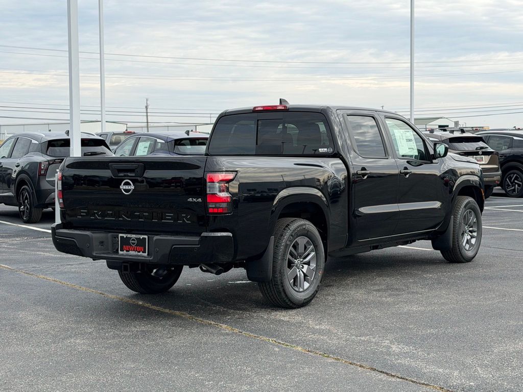 View vehicle photo 4