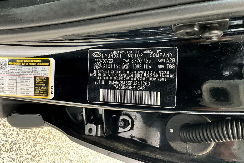 Used 2023 Black Hyundai SEL image 36