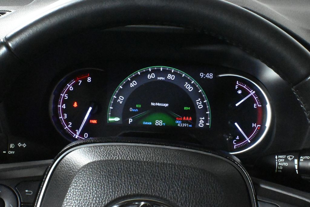 Thumbnail: 2019 Toyota RAV4 - 22