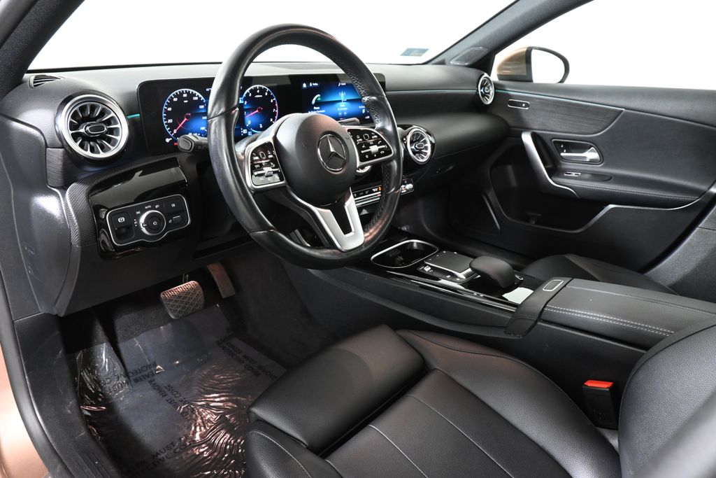 Thumbnail: 2022 Mercedes-Benz A-Class - 13