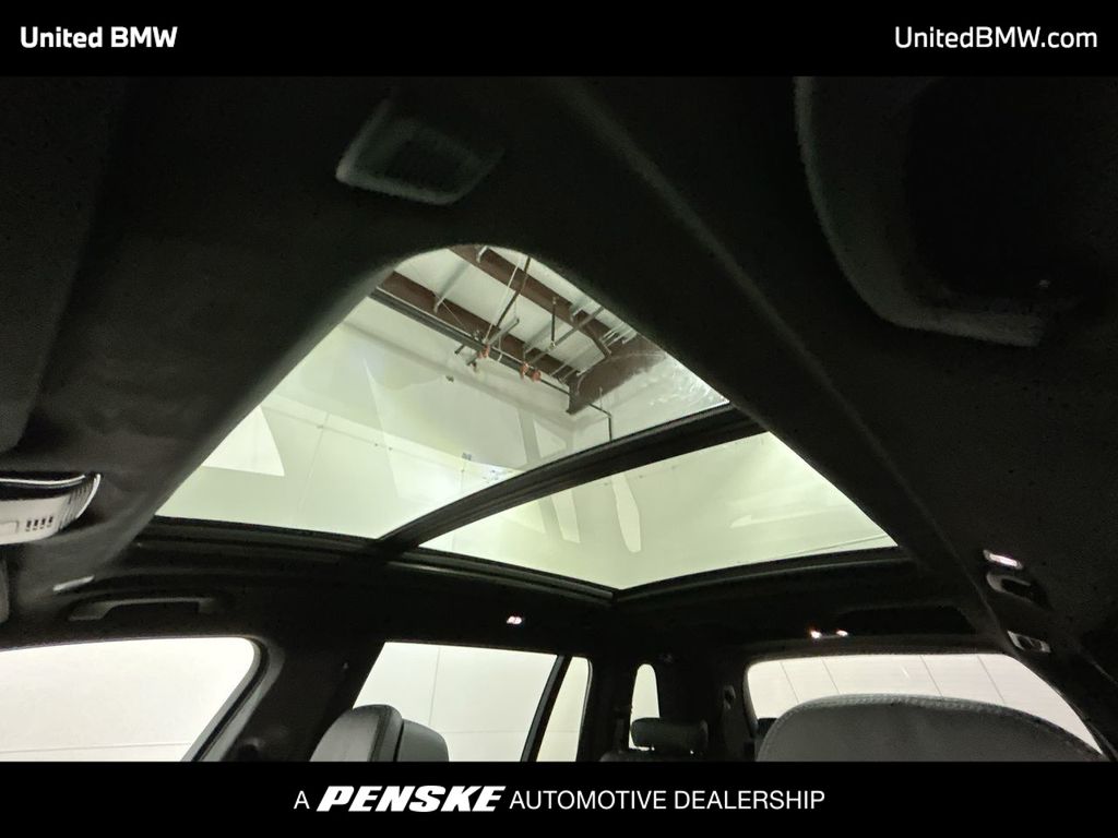 Thumbnail: 2026 BMW X7 - 20