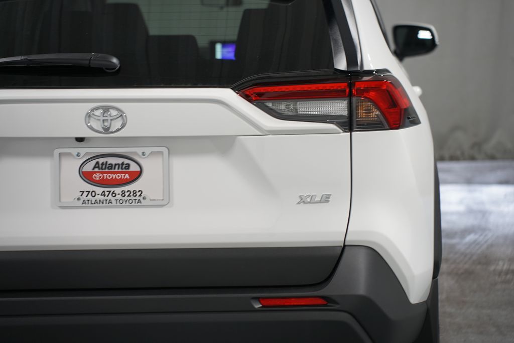 Thumbnail: 2025 Toyota RAV4 - 10