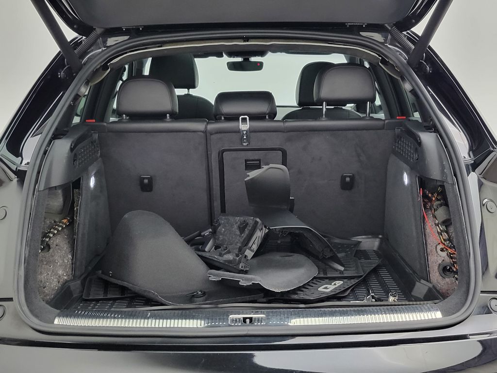 Thumbnail: 2016 Audi Q3 - 10