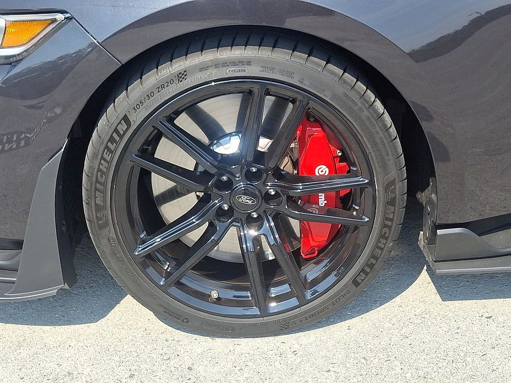 Thumbnail: 2022 Ford Mustang - 10