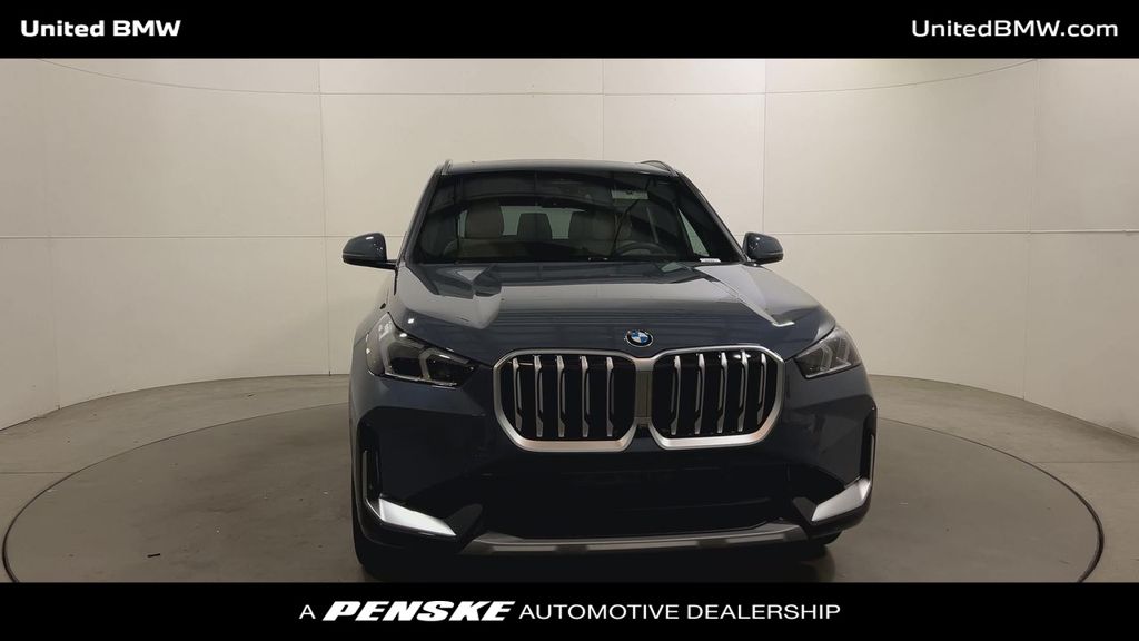 Thumbnail: 2025 BMW X1 - 3