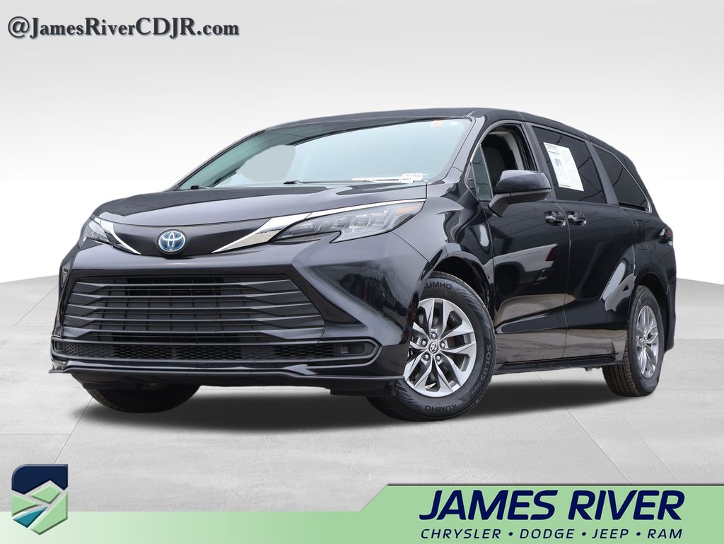Midnight Black Metallic 2024 Toyota Sienna Minivan Front-Wheel Drive Continuously Variable Transmission