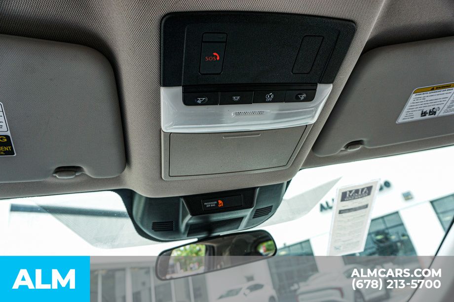 Used 2025 Gray Nissan SV image 32