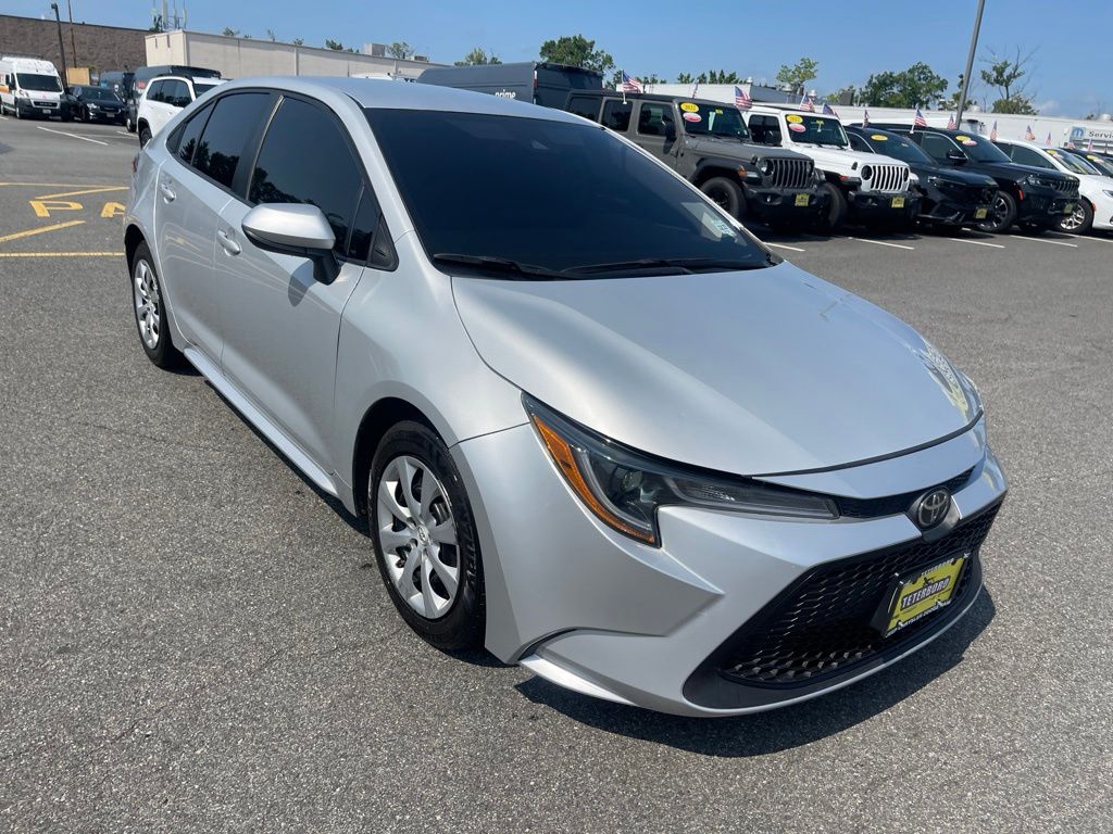 Classic Silver Metallic 2022 Toyota Corolla Sedan Front-Wheel Drive Continuously Variable Transmission