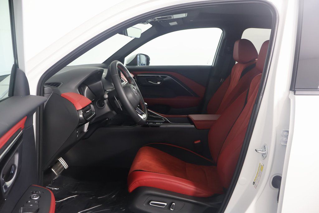 Thumbnail: 2025 Acura ADX - 5