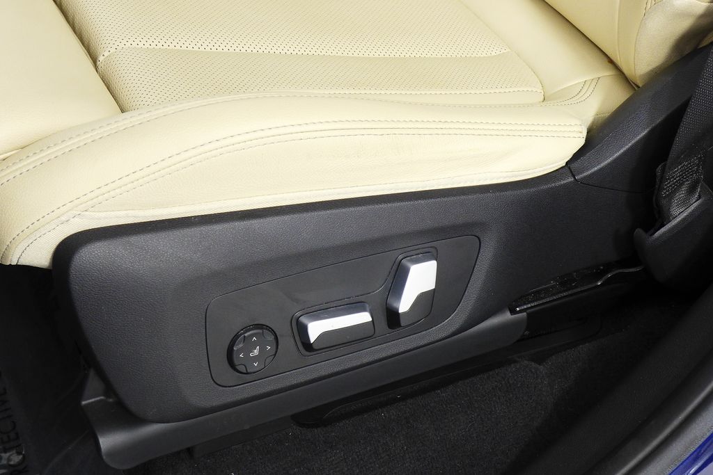 Thumbnail: 2023 BMW X3 - 23