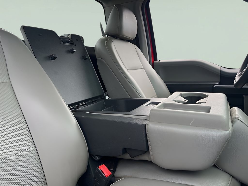 2022 Ford F-350 XL photo 4