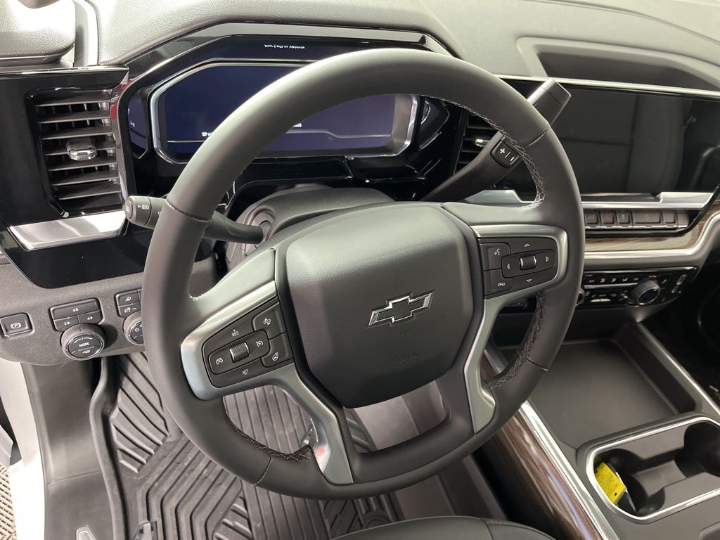 2025 Chevrolet Silverado 2500 LT 28