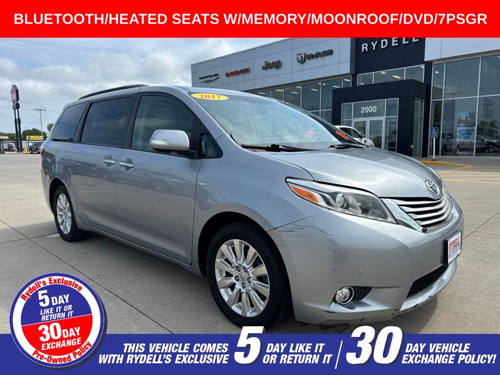 2017 Toyota Sienna Limited 7-Passenger AWD