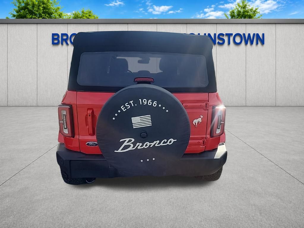 2023 Ford Bronco Outer Banks - 2