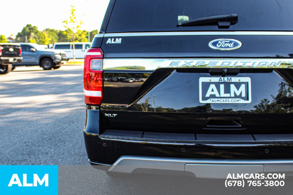 Used 2020 Black Ford XLT image 12