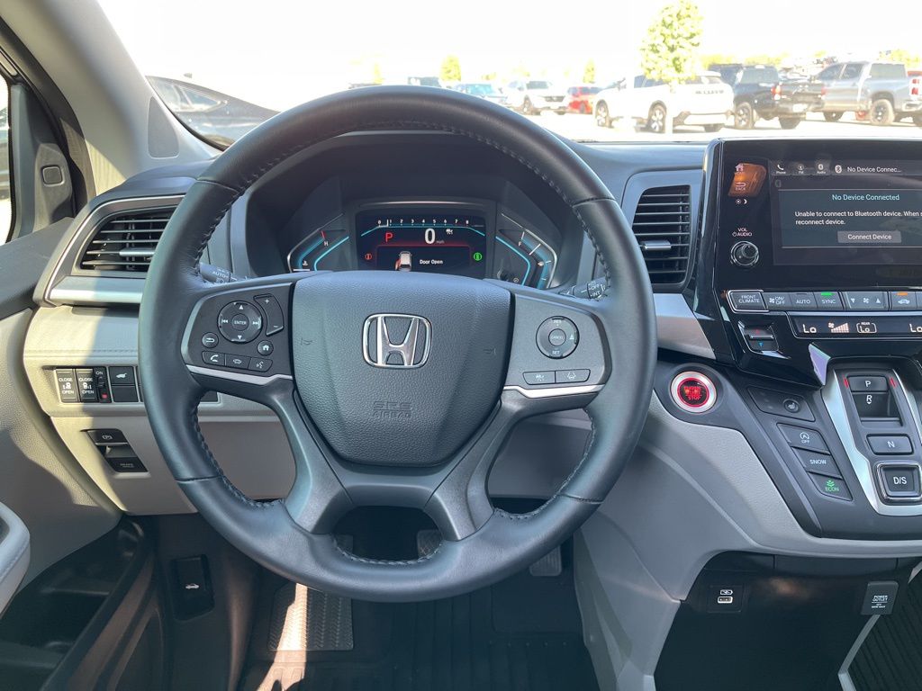 Thumbnail: 2022 Honda Odyssey - 17