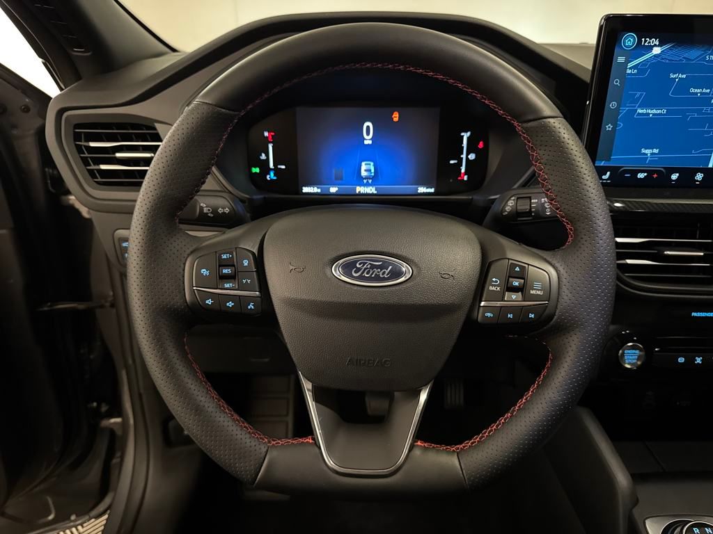 2025 Ford Escape ST-Line photo 7