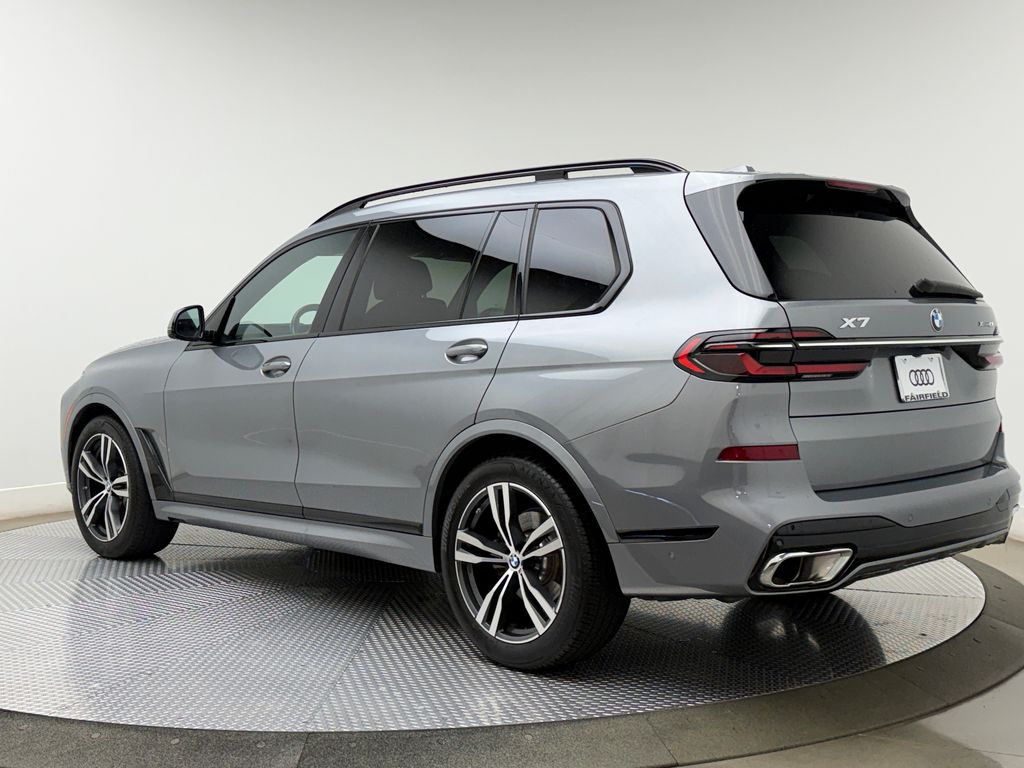 Thumbnail: 2023 BMW X7 - 8