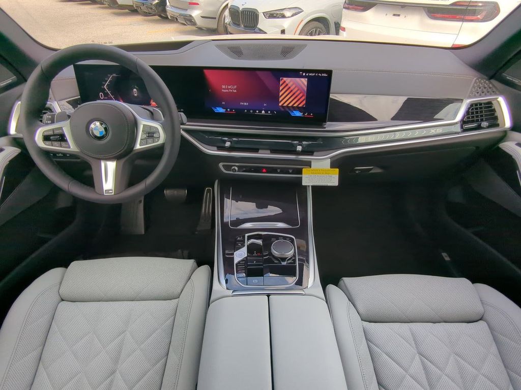 New 2026 White BMW xDrive40i image 15