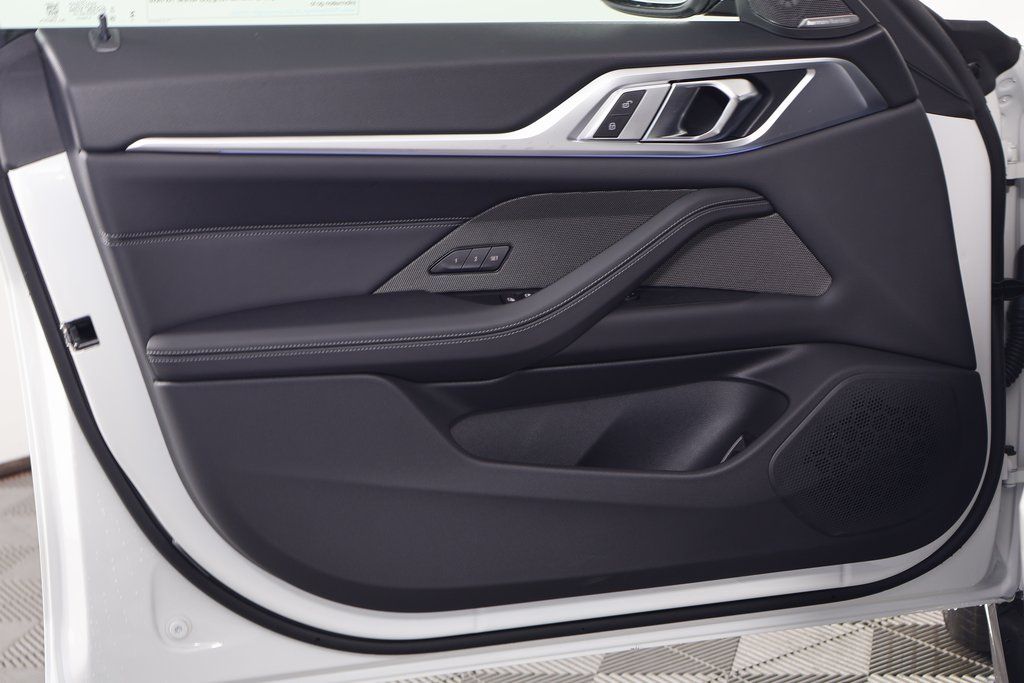 Thumbnail: 2025 BMW i4 - 7