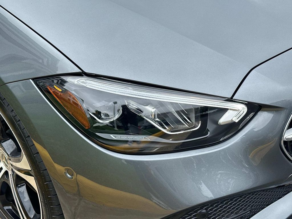 Thumbnail: 2024 Mercedes-Benz C-Class - 4