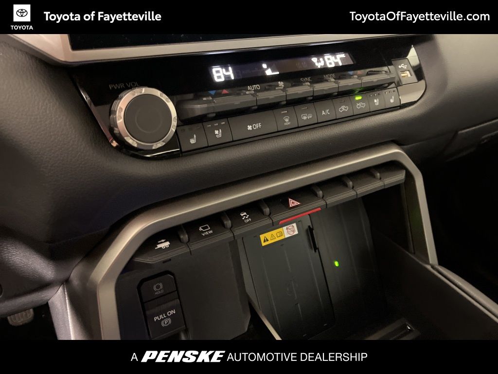 Thumbnail: 2024 Toyota Tundra - 30