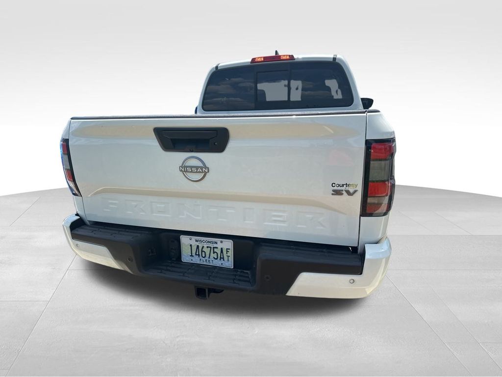 2022 Glacier White Nissan Frontier SV RWD Truck