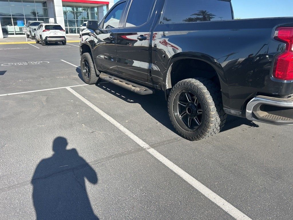 Thumbnail: 2021 Chevrolet Silverado 1500 - 4